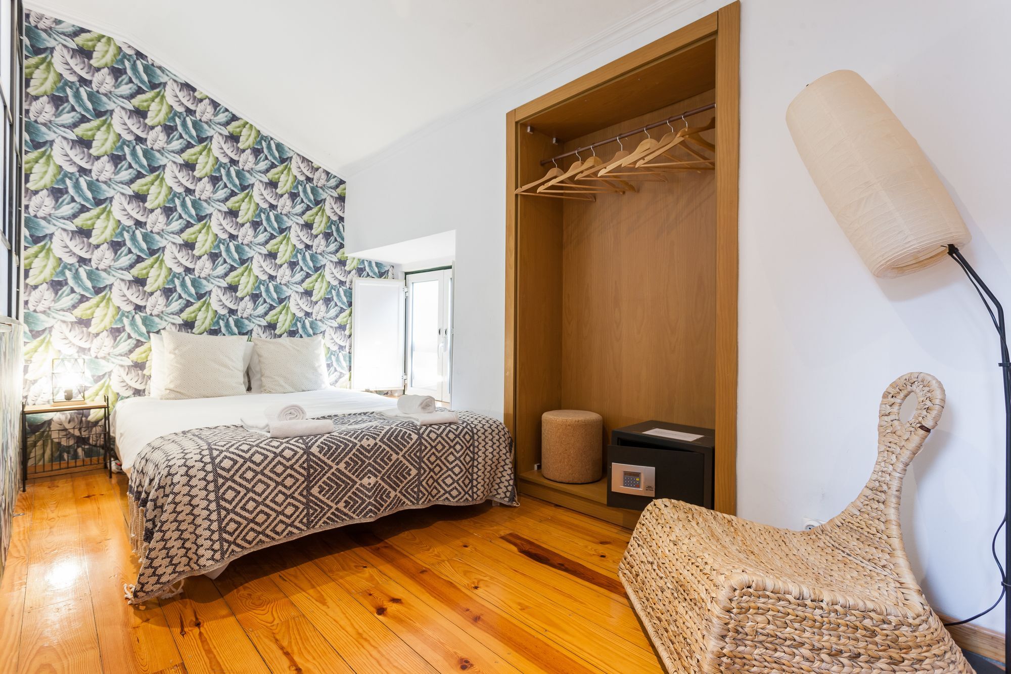Liberty Duplex I By Lu * Lisbon
